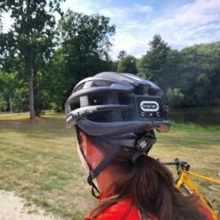 Casque De Vélo Avec éclairage - Eclairage LED - Micro USB Rechargeable -Vélo Expert casque de velo avec eclairage eclairage led micro usb rechargeable 2