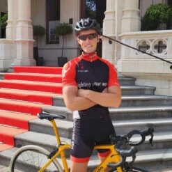 Casque De Vélo Avec éclairage - Eclairage LED - Micro USB Rechargeable -Vélo Expert casque de velo avec eclairage eclairage led micro usb rechargeable 5