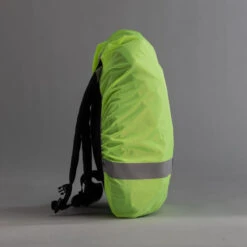 BTWIN COUVRE SAC IMPERMEABLE VISIBILITE JOUR NUIT JAUNE FLUO 11 BTWIN COUVRE SAC IMPERMEABLE VISIBILITE JOUR NUIT JAUNE FLUO -Vélo Expert couvre sac impermeable visibilite jour nuit jaune fluo 2