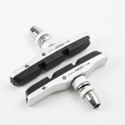 Decathlon PATINS FREIN V-BRAKE INTERCHANGEABLES 500 7 Decathlon PATINS FREIN V-BRAKE INTERCHANGEABLES 500 -Vélo Expert patins frein v brake interchangeables 500 1