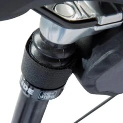 Riverside SACOCHE DE SELLE VELO ETANCHE 2,5L NOIR 17 Riverside SACOCHE DE SELLE VELO ETANCHE 2,5L NOIR -Vélo Expert sacoche de selle velo etanche 25l noir 5