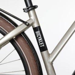 Seconde Vie - VÉLO VILLE ÉLECTRIQUE - BICYKLET CAMILLE - BEIGE - TRÈS BON -Vélo Expert seconde vie velo ville electrique bicyklet camille beige tres bon 1