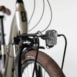 Seconde Vie - VÉLO VILLE ÉLECTRIQUE - BICYKLET CAMILLE - BEIGE - TRÈS BON -Vélo Expert seconde vie velo ville electrique bicyklet camille beige tres bon 3