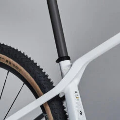 Rockrider VELO VTT Cross Country RACE 900 GX Eagle, Roues Mavic Crossmax, Cadre Carbone -Vélo Expert velo vtt cross country race 900 gx eagle roues mavic crossmax cadre carbone 6