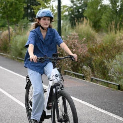 VTC électrique YEEP.ME WEEK Confort LR 120km (Blanc) 10 VTC électrique YEEP.ME WEEK Confort LR 120km (Blanc) -Vélo Expert vtc electrique yeepme week confort lr 120km blanc 1