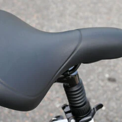 VTC électrique YEEP.ME WEEK Confort LR 120km (Blanc) 15 VTC électrique YEEP.ME WEEK Confort LR 120km (Blanc) -Vélo Expert vtc electrique yeepme week confort lr 120km blanc 6